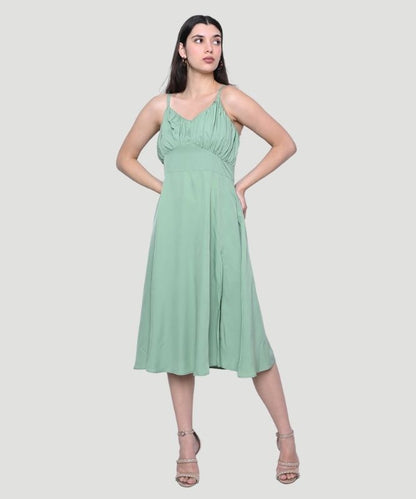 Women's Green Solid Regular Fit A-line Midi Dress